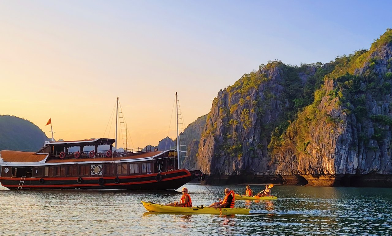 Less-Stress Vietnam