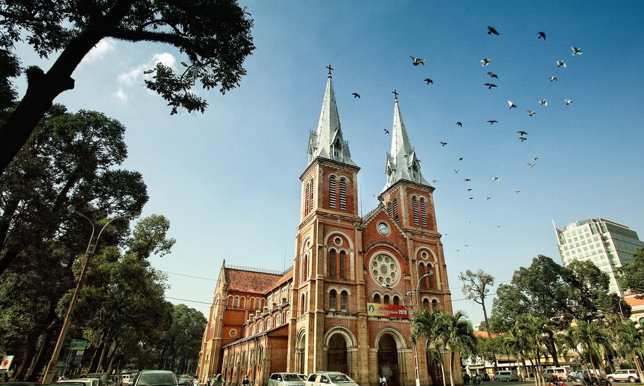 Phu My port - Ho Chi Minh city Insider Private Tour